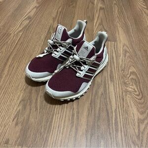 Mississippi State Bulldogs Running Adidas Ultraboost 1.0 Men 6.5 women 7.5
